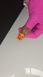 "Pumpkin Face" (short)